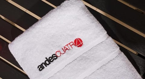 Logo/Certificate/Sign, Bedroom, towels