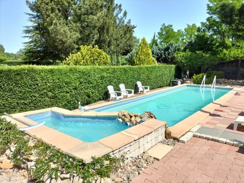 Le clos des cigales jasmins Apartment in Lorgues