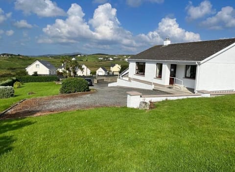 Heather Hill Cottage House in County Donegal