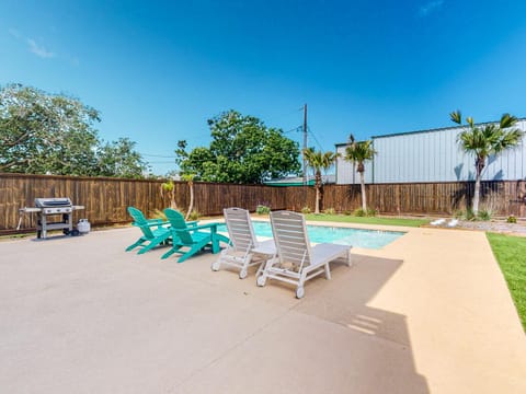 GU312 New Build Located in the Heart of Port A with Heated Private Pool House in Port Aransas