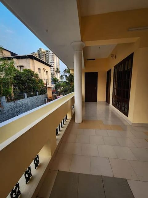 Urban Haven 3BHK Apartment in the heart of the city Condominio in Thiruvananthapuram