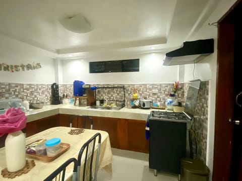 Backpackers hostel and transient house Condo in Baguio