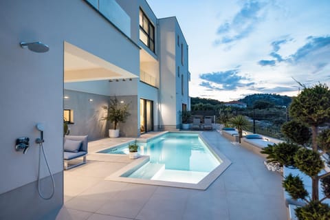 Day, Pool view, Swimming pool