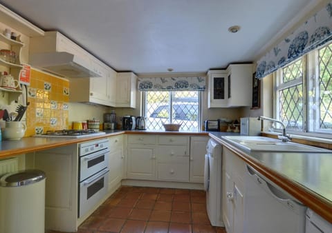 Marigold Cottage House in Tenterden