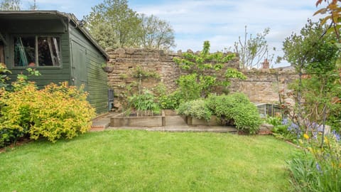 Ivy Dene House in Amber Valley