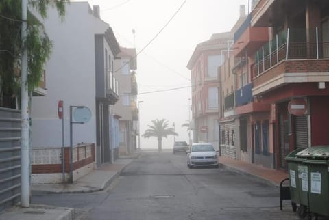 The beach is close but quiet and not noisy Casa reformada cerca de la playa Apartment in San Pedro del Pinatar