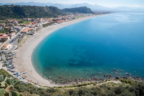 Nearby landmark, Day, Natural landscape, Bird's eye view, Beach, City view, Mountain view, Sea view