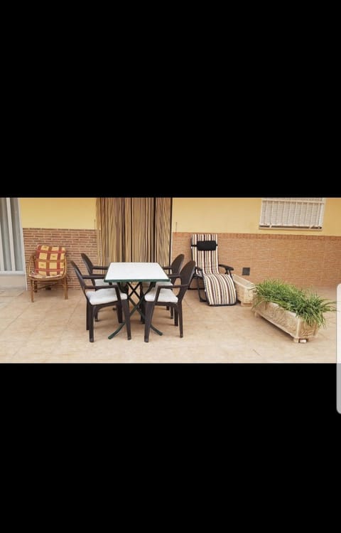 Garden, Balcony/Terrace