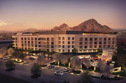 The Global Ambassador Hotel in Paradise Valley