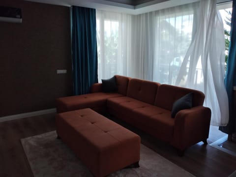 Şehir merkezinde iki odalı daire Condominio in Antalya