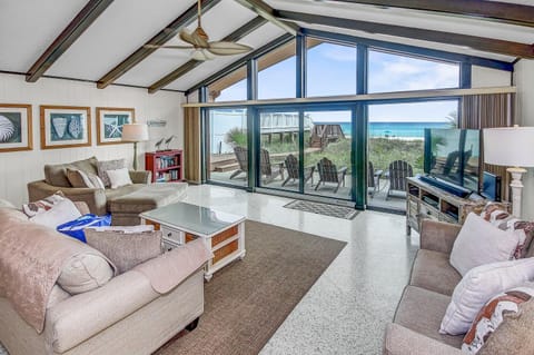 8413 Surf Dr - A Chance To Relax Casa in Lower Grand Lagoon