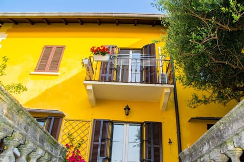 Property building, Garden view