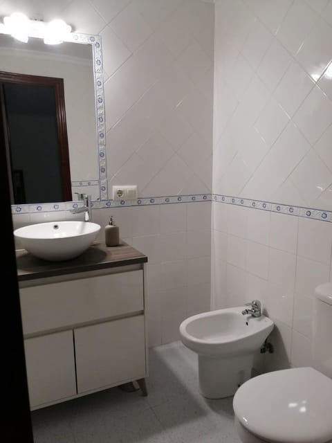 Shower, Bathroom, bidet