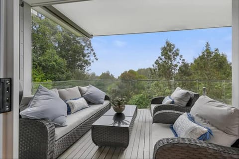 Patio, Balcony/Terrace, Seating area, Garden view