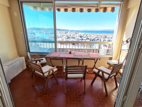 T3 climatisé avec Wi-Fi et parking privé - À 200 m de la plage - FR-1-316-316 Apartment in Six-Fours-les-Plages