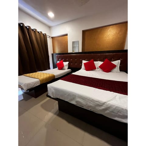 Hotel Borivali Executive - Near Borivali Railway Station Hotel in Mumbai