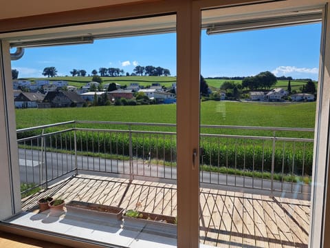 Natural landscape, View (from property/room), Balcony/Terrace