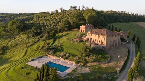Bird's eye view, Swimming pool