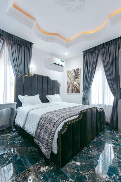 Phoenix Luxury Apartments Vacation rental in Abuja