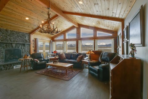 Jefferson Home with Mountain Views and Horse Pastures Casa in Summit County