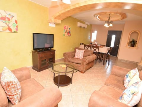 Casa PortoBello - Intown home! House in San Felipe