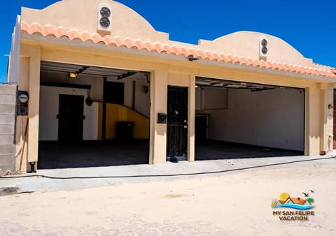 Casa Palmas - Beachfront San Felipe Vacation Rental House House in San Felipe