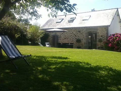 Maison de charme avec piscine House in Clohars-Carnoët