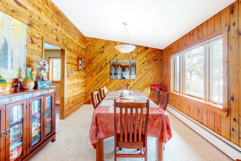 Wapiti Point House in Rocky Mountain National Park