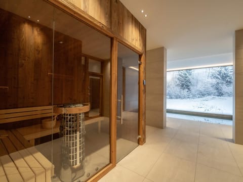 Chalet de luxe familial avec piscine et sauna, proche des pistes et commodités à Courchevel Le Praz - FR-1-568-37 Chalet in Saint-Bon-Tarentaise