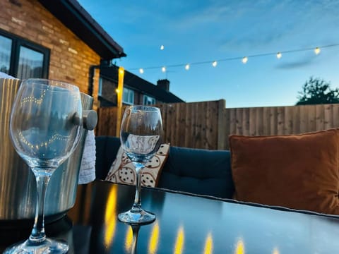 Patio, Dining area