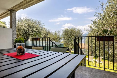 Casa Maria Lake View Condo in Brenzone sul Garda