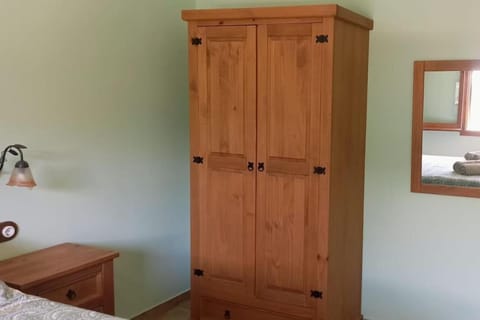 Bedroom, wardrobe