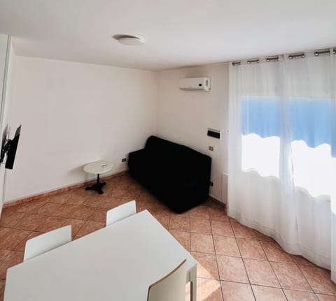 CANNONHOUSE La Pavoncella Rosa Apartment in Bari Sardo