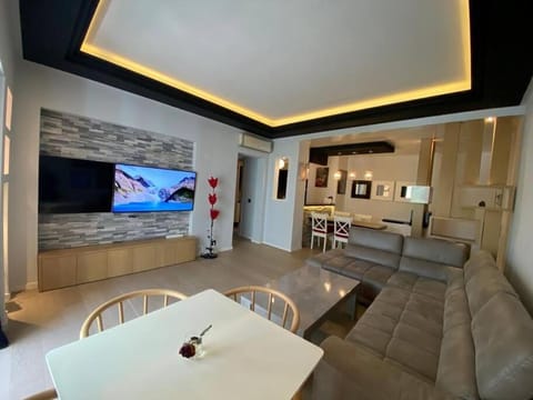 Marina Agadir - Luxury Pool view apartment 2Bdr Condo in Agadir