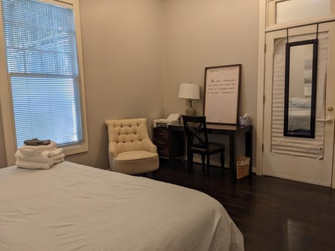 Trinity Park Retreat Apartment in Durham