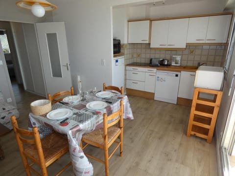 Appartement pour 6 personnes à 10m des plages, animaux acceptés, parking - FR-1-540-244 Apartment in Notre-Dame-de-Monts