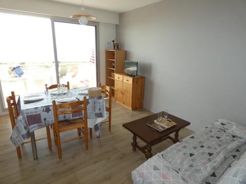 Appartement pour 6 personnes à 10m des plages, animaux acceptés, parking - FR-1-540-244 Apartment in Notre-Dame-de-Monts