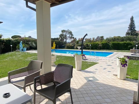 La Dolce Vita - Private Villa with Pool Villa in Manerba del Garda