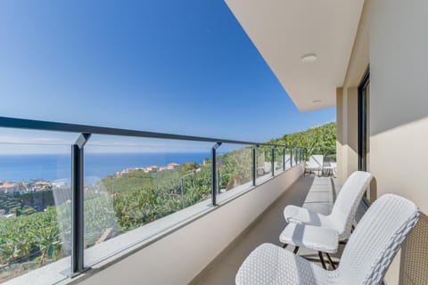 Off site, Balcony/Terrace, Sea view