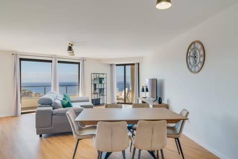 Living room, Seating area, Dining area, Sea view