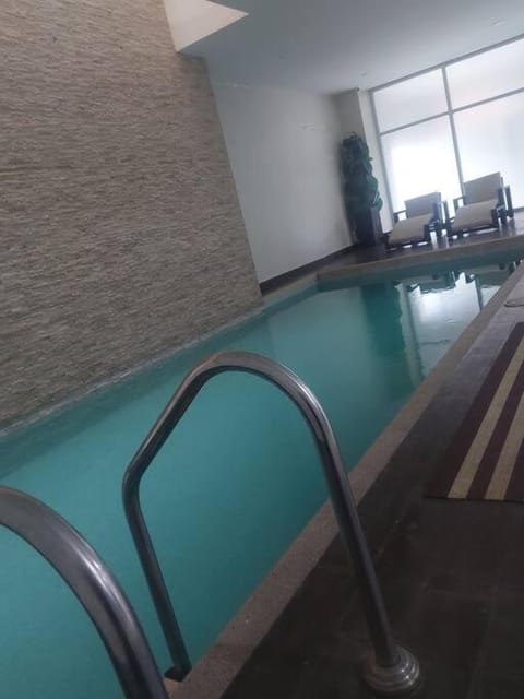 CORAL SUITE CON VISTA CIUDAD/PISCINA, GYM, PARQUEO Apartment in Guayaquil