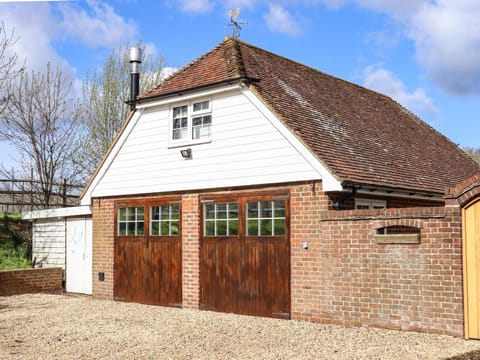 Orchard Retreat House in Paddock Wood