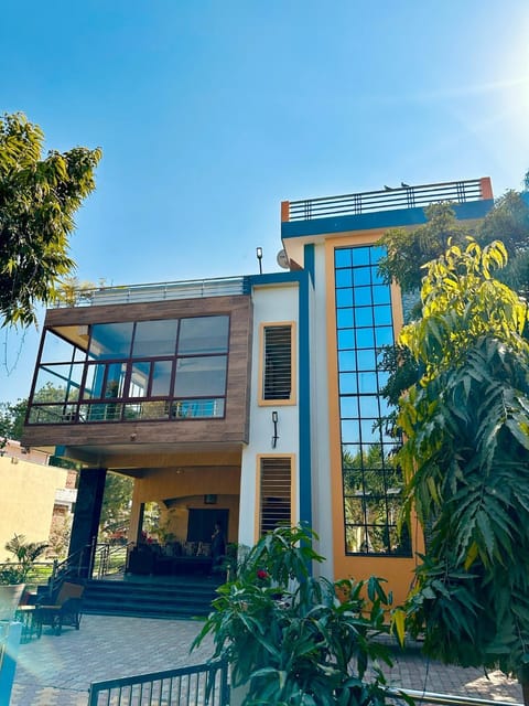 Kaashi Flora (Full Villa - 5 Bedrooms) Villa in Varanasi