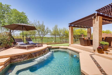 Anthem Gem with Pool, Putting Green and Fire Pit House in Anthem