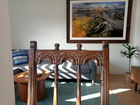 Living room, Decorative detail, Seating area