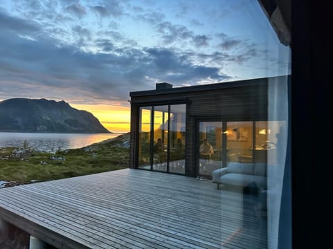Property building, Balcony/Terrace, Sea view, Sunset, sunbed