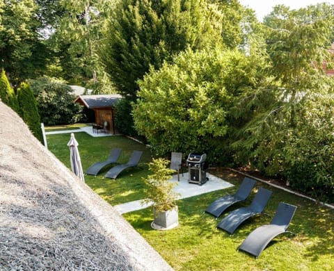 Luxuriöse klimaneutrale Strandvilla mit Indoorpool House in Ostholstein