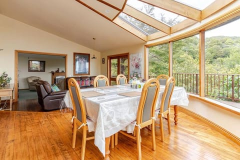 Sea views from holiday home Villa in Lower Hutt