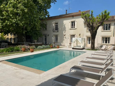 Property building, Pool view, Swimming pool, sunbed