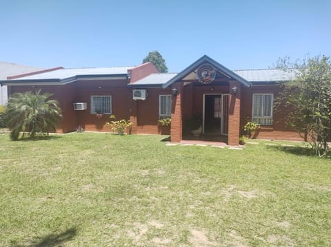 Property building, Spring, Day, Garden, Garden view